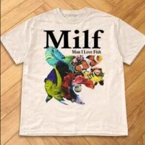 Man I Love Fish  T- Shirt